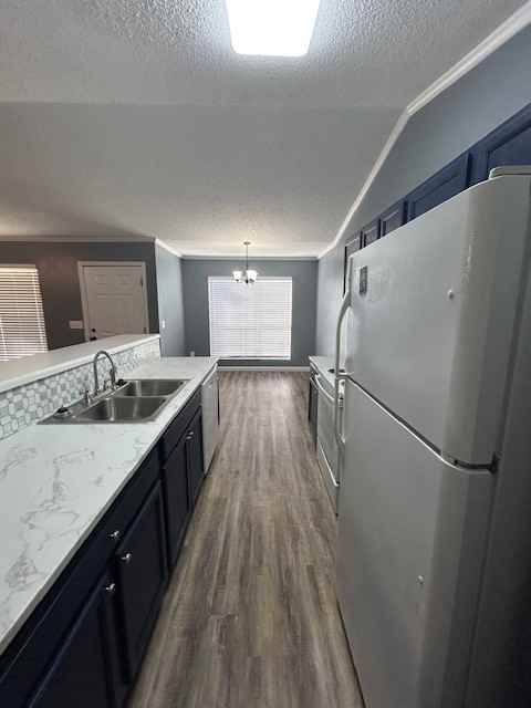 145 Rockyreef Cir #1 - Photo 4 of 16