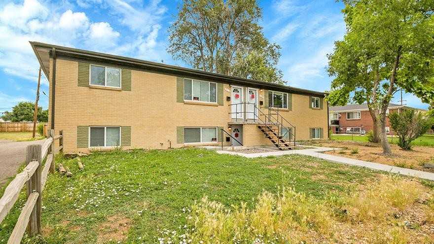 7169 Stuart Street, Westminster, CO, USA - 3 #3 - Photo 5 of 22