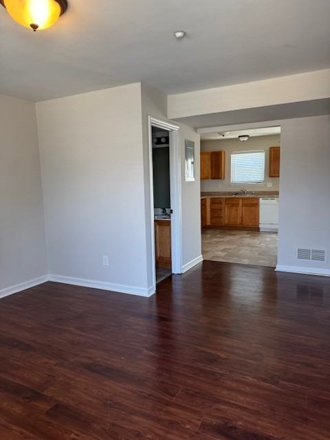 1222 Elm Tree Commons Ct #4 - Photo 3 of 7