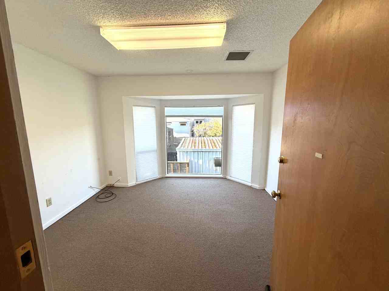 58 W North St #103B - Photo 3 of 4