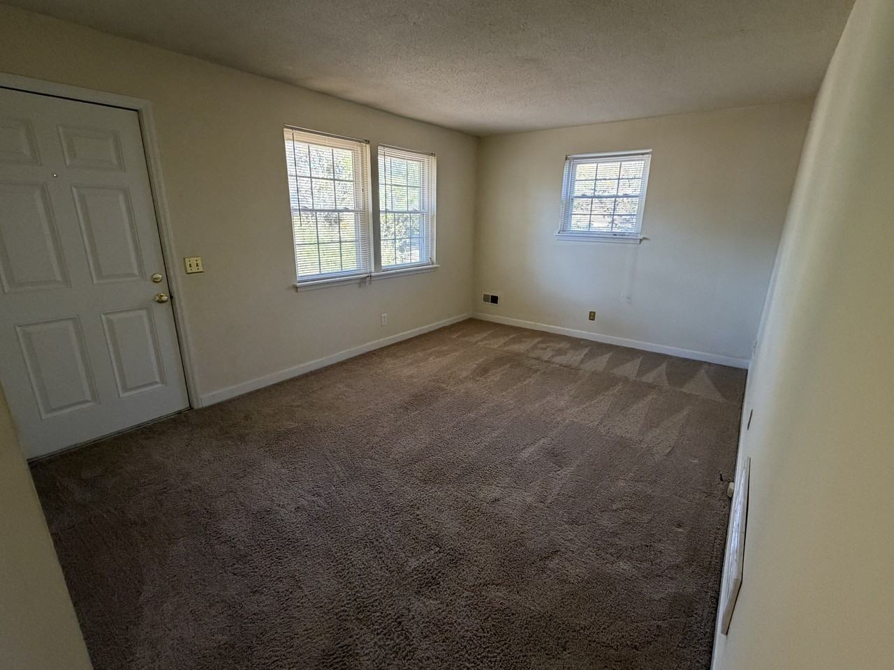 1542 S Beltline Blvd #1 - Photo 5 of 10