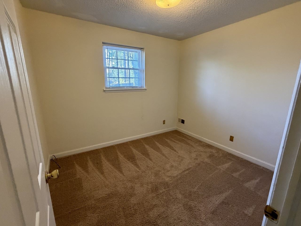 1542 S Beltline Blvd #1 - Photo 6 of 10