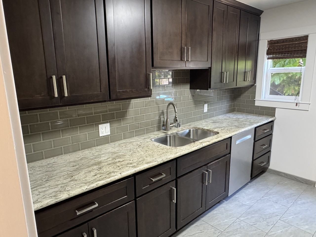 838 Fremont St #1 - Photo 5 of 13