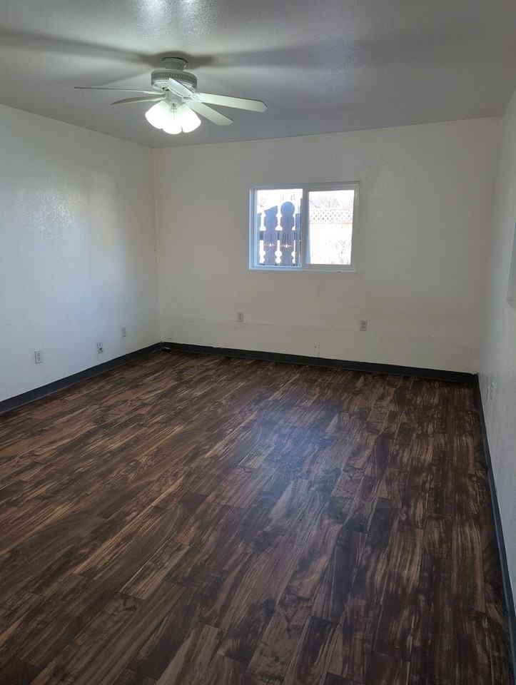 2333 Garden Ave - Photo 6 of 10