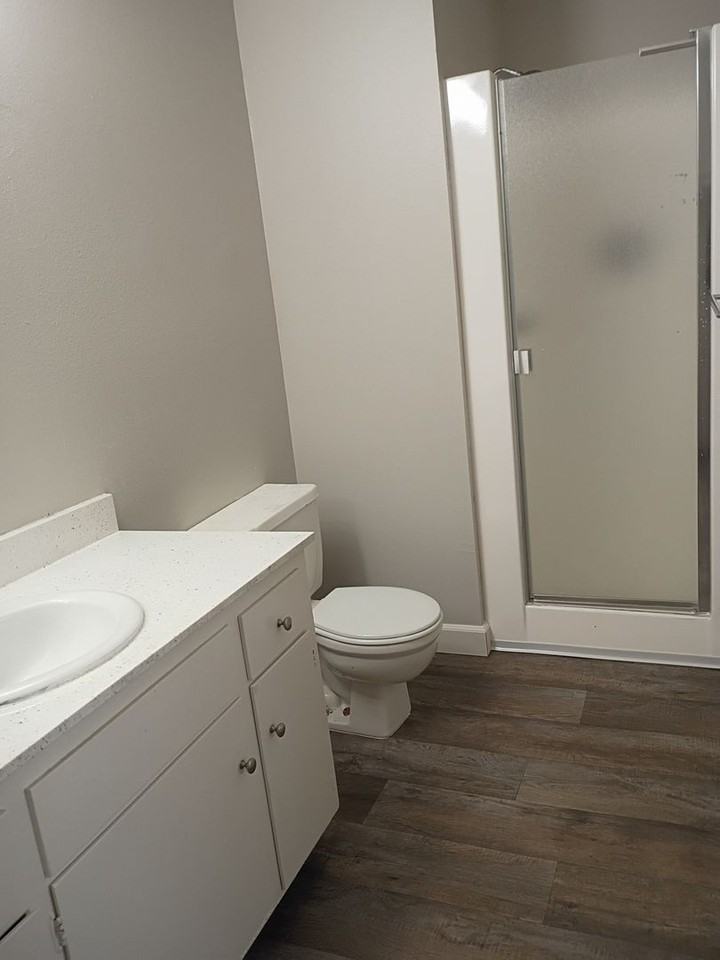 Helix South Apartments - Photo 7 of 16