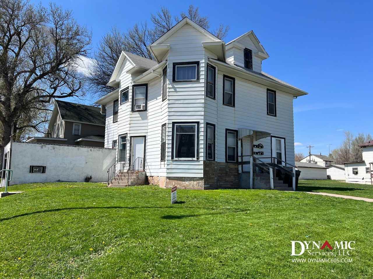 233 S Duluth Ave | 4 - Photo 2 of 2