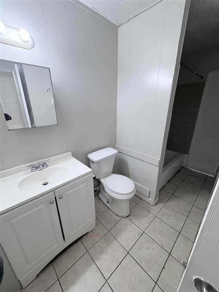 Villa Apartments - Photo 2 of 6