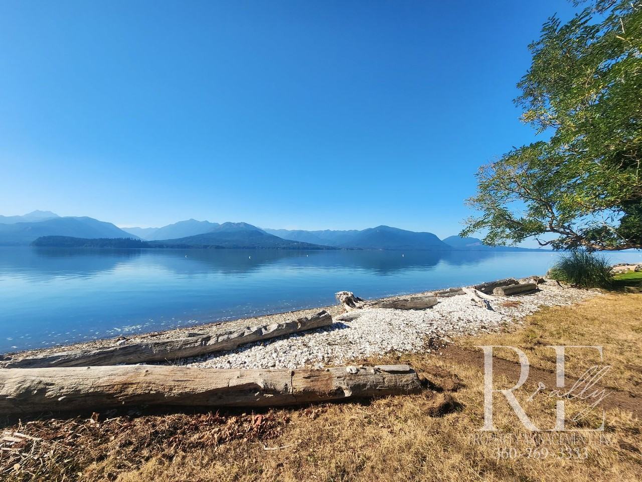 9051 Sunset Ln Nw - Photo 3 of 40