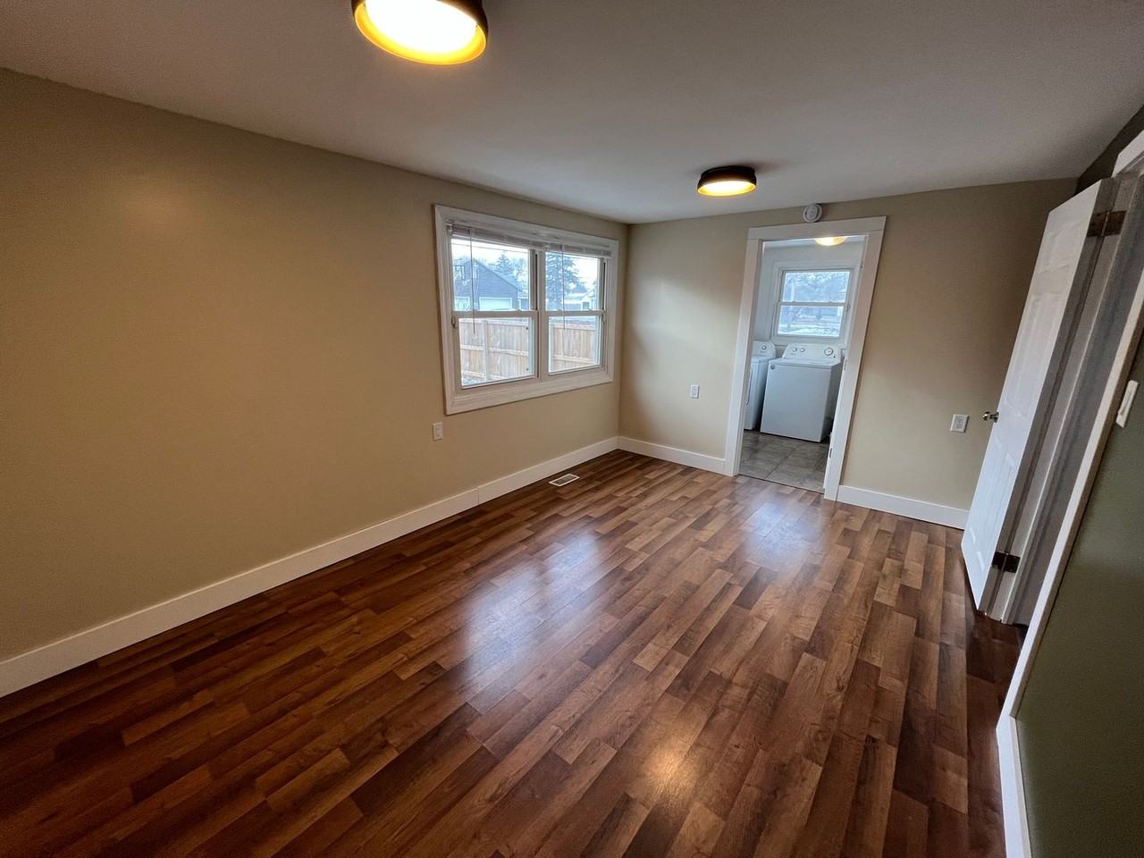 26 E Walsh St - Photo 2 of 9