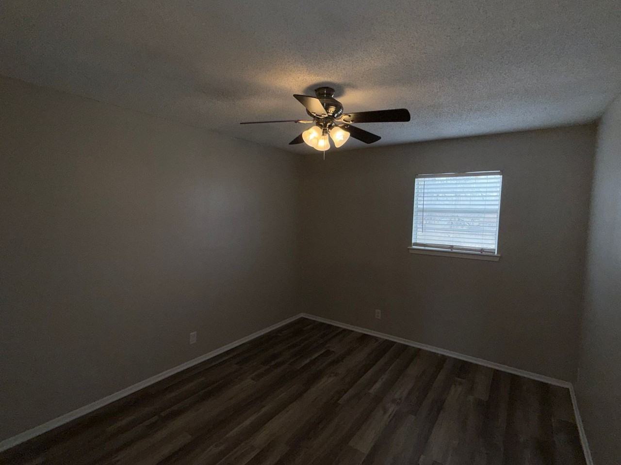 La Mesa Apartments - Photo 4 of 6