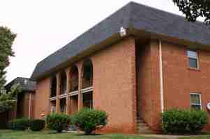 featured image of 1216 1216 & 1220 Moseley Drive Apts