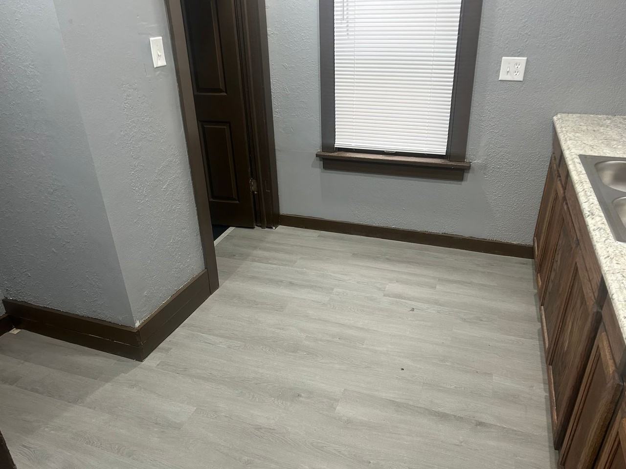 1713 Ottawa Dr - Photo 7 of 15