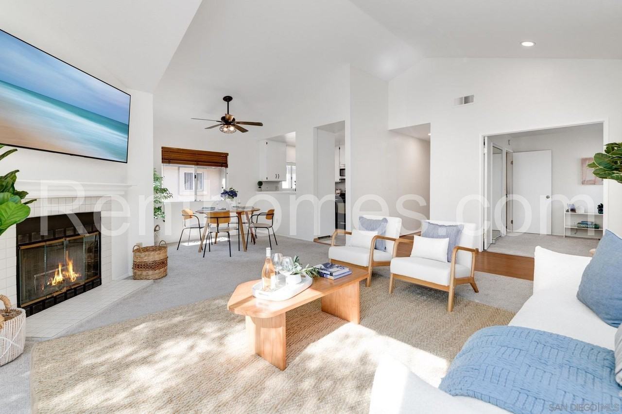 11263 Avenida De Los Lobos Unit D - Photo 3 of 26