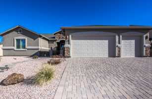 featured image of 4083 N Pembroke St