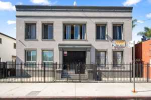 featured image of 4309 S Main St