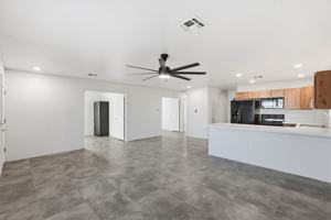 featured image of 1809 E 13th St