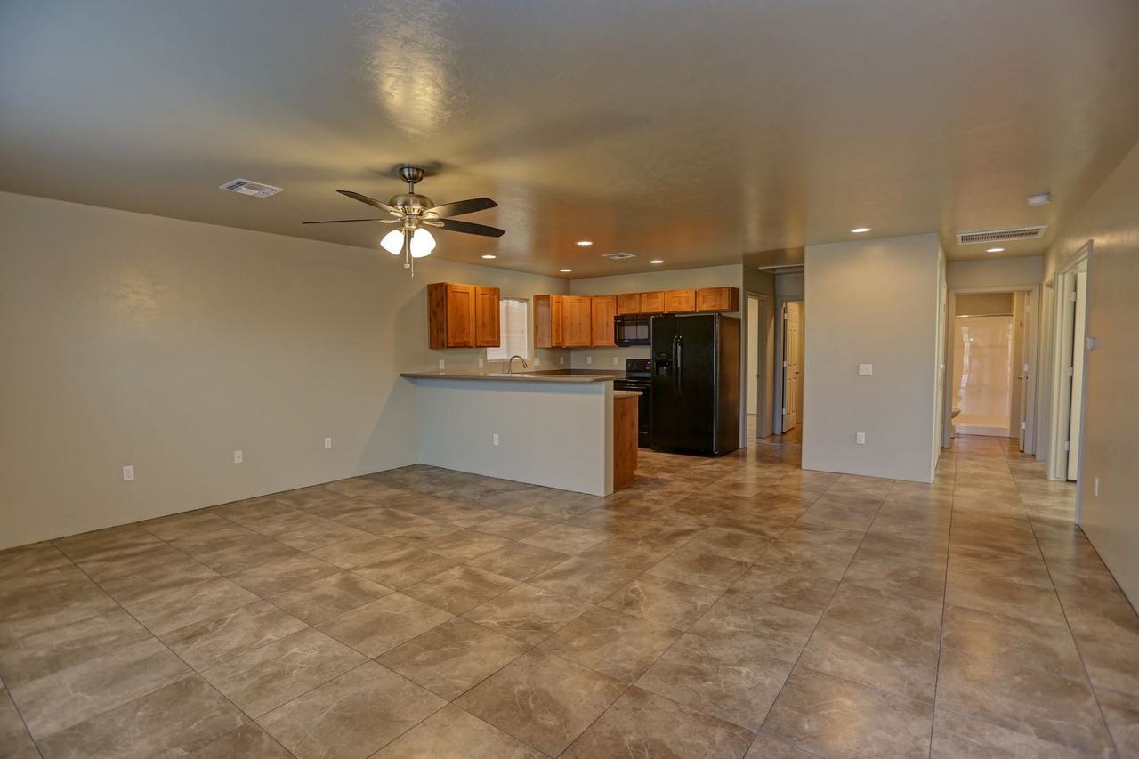 1809 E. 13th St. - Photo 5 of 50