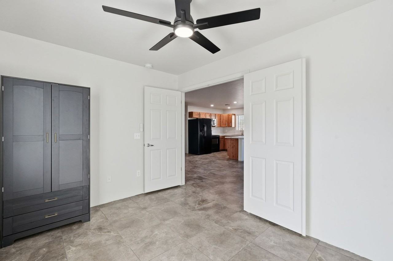 1809 E. 13th St. - Photo 6 of 50