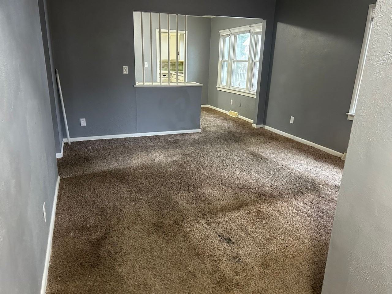 1720 Kelsey Ave - Photo 2 of 15