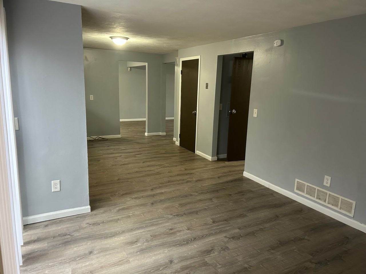 418 La Jolla Dr - Photo 2 of 21