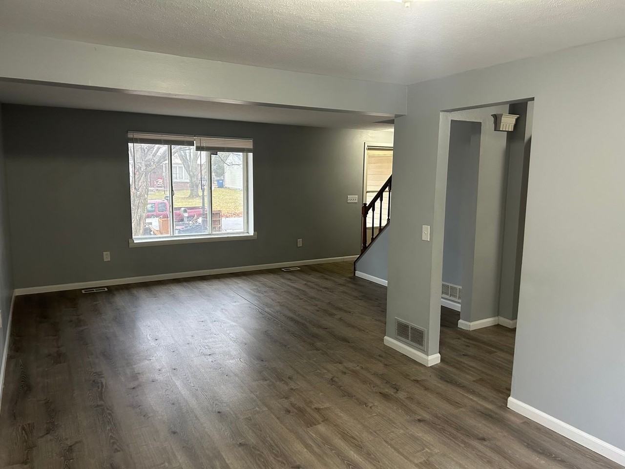 418 La Jolla Dr - Photo 3 of 21