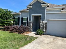 226 Edgewater Dr - Photo 1 of 1