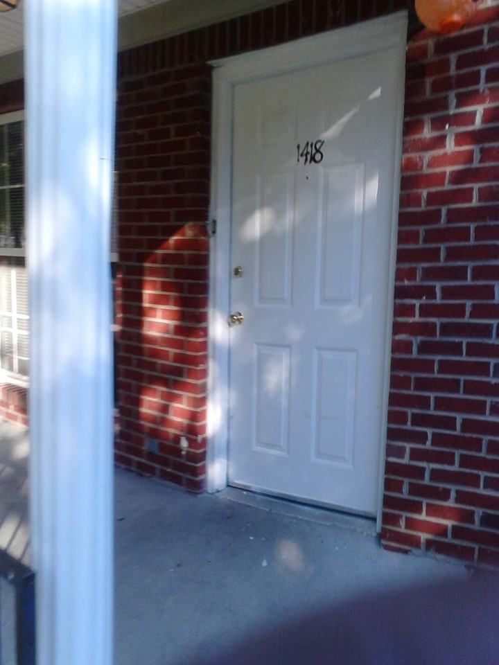 1418 Standard Village Cir - Photo 2 of 2