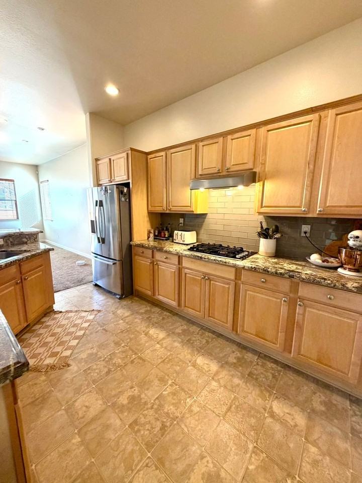 1144 Rancho Mirage Dr - Photo 3 of 13