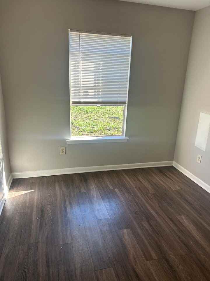 510 S 19th St - Photo 2 of 36