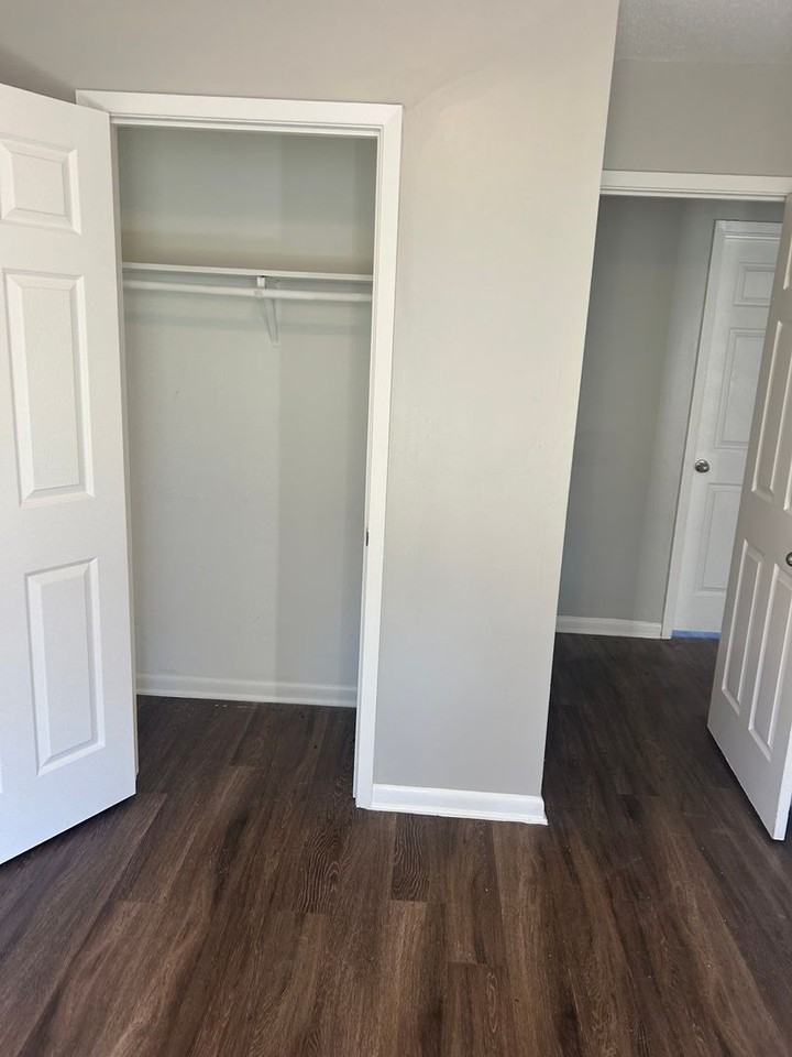 510 S 19th St - Photo 3 of 36