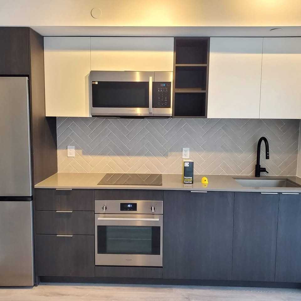 Kipling Ave & The Queensway #418 - Photo 4 of 10