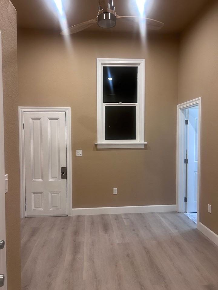 854 Peralta St - Photo 7 of 17