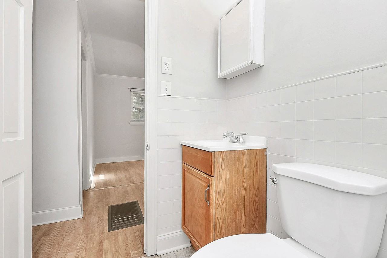 1728 Lombardy Cir - Photo 6 of 16