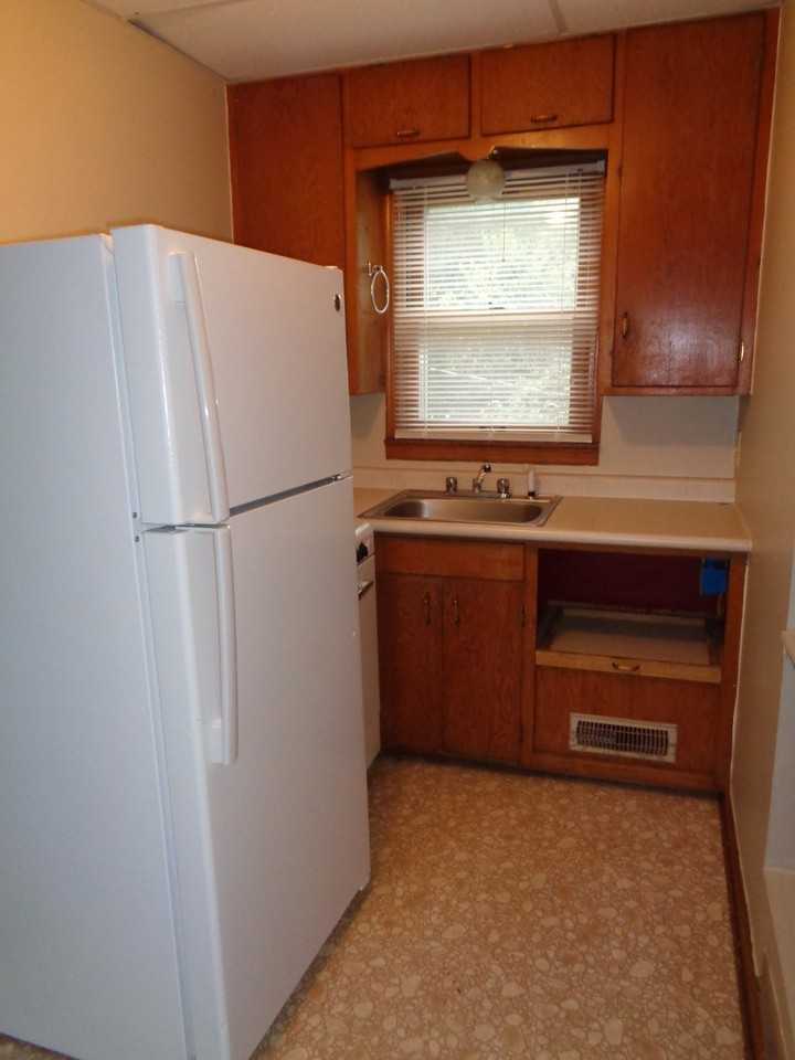 1640 N Holyoke Ave - Photo 6 of 10