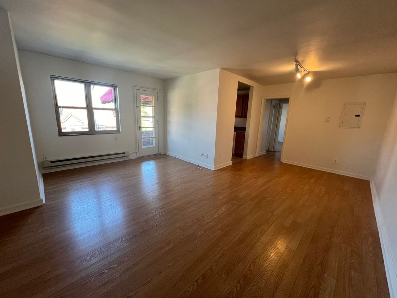 5731 Ellsworth Avenue - Photo 4 of 17