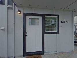 featured image of 685 E 16th Aly