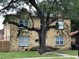 featured image of 1702W W Mistletoe Ave