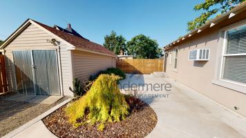 featured image of 207 N Spokane St