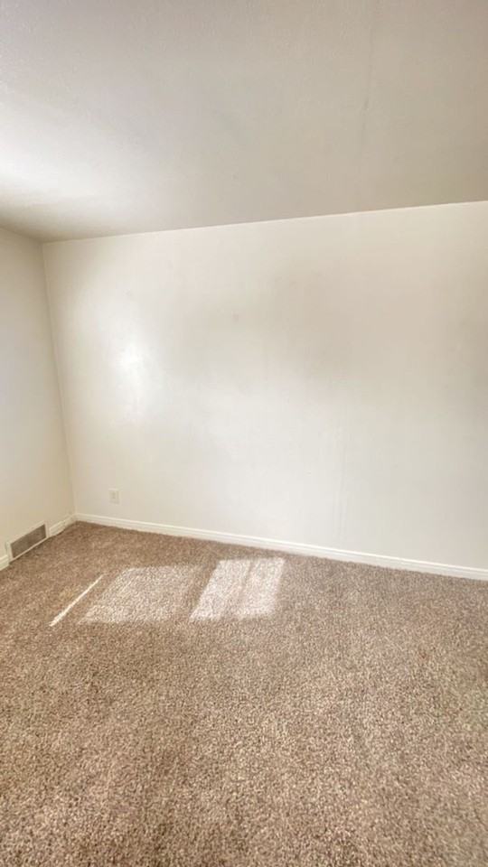 2010 Washington Ave - Photo 3 of 14