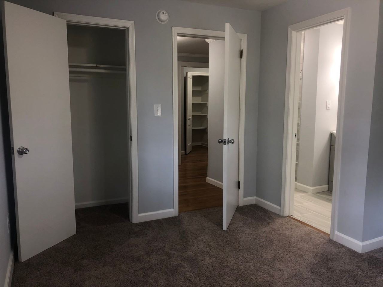 614 73rd St - Photo 6 of 34