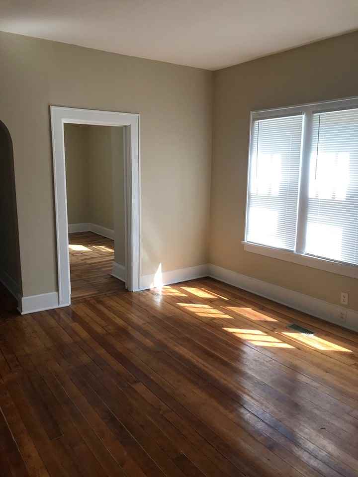 638 Edmund Ave - Photo 2 of 7