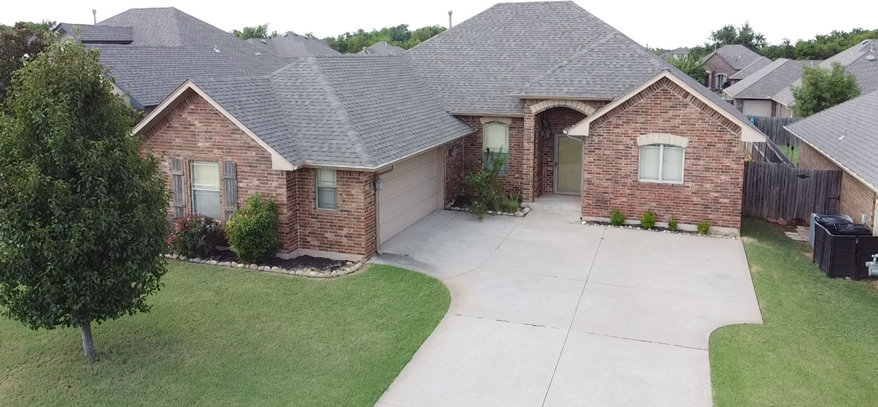 2705 Se 39th St - Photo 6 of 11