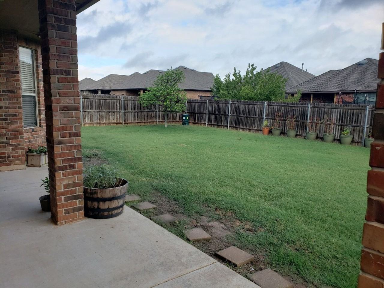 2705 Se 39th St - Photo 7 of 11