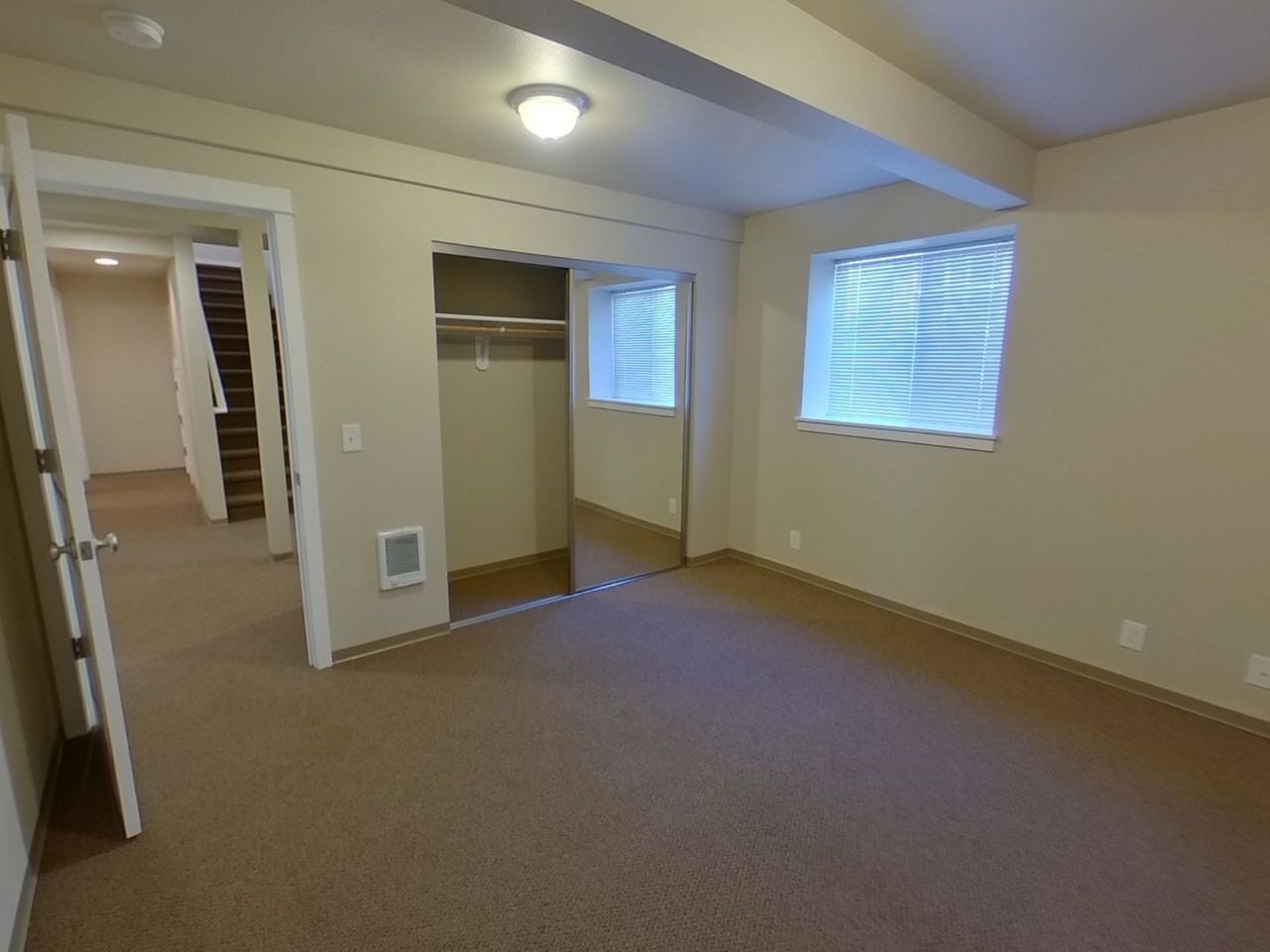 2074 Onyx St - Photo 5 of 17