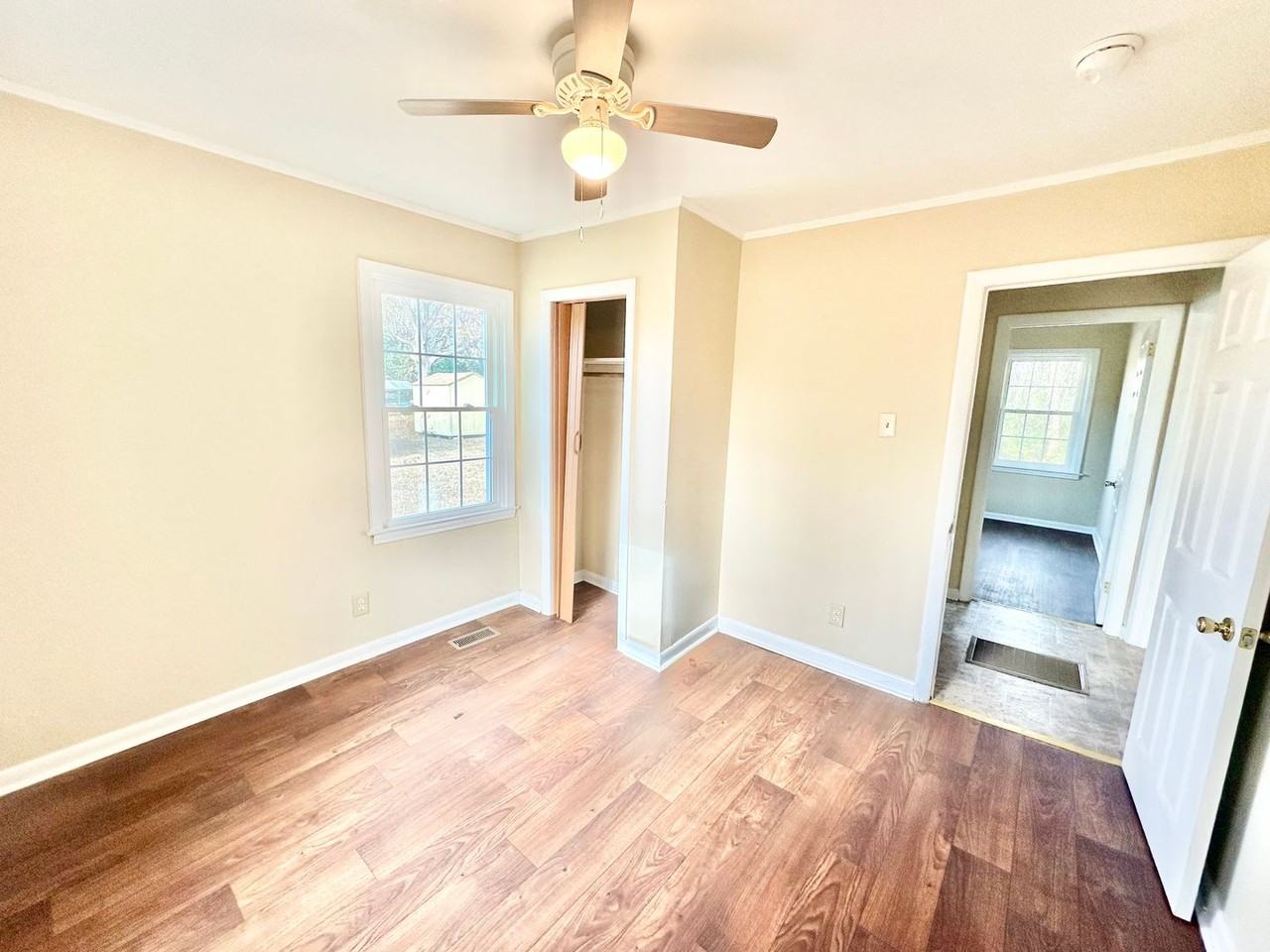 318 Arnold St - Photo 2 of 8