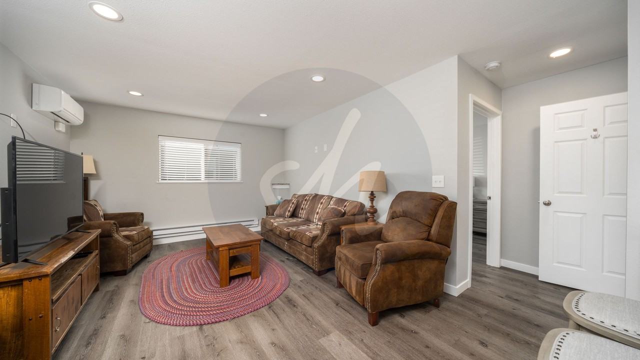 726 E Costilla St - Photo 5 of 12