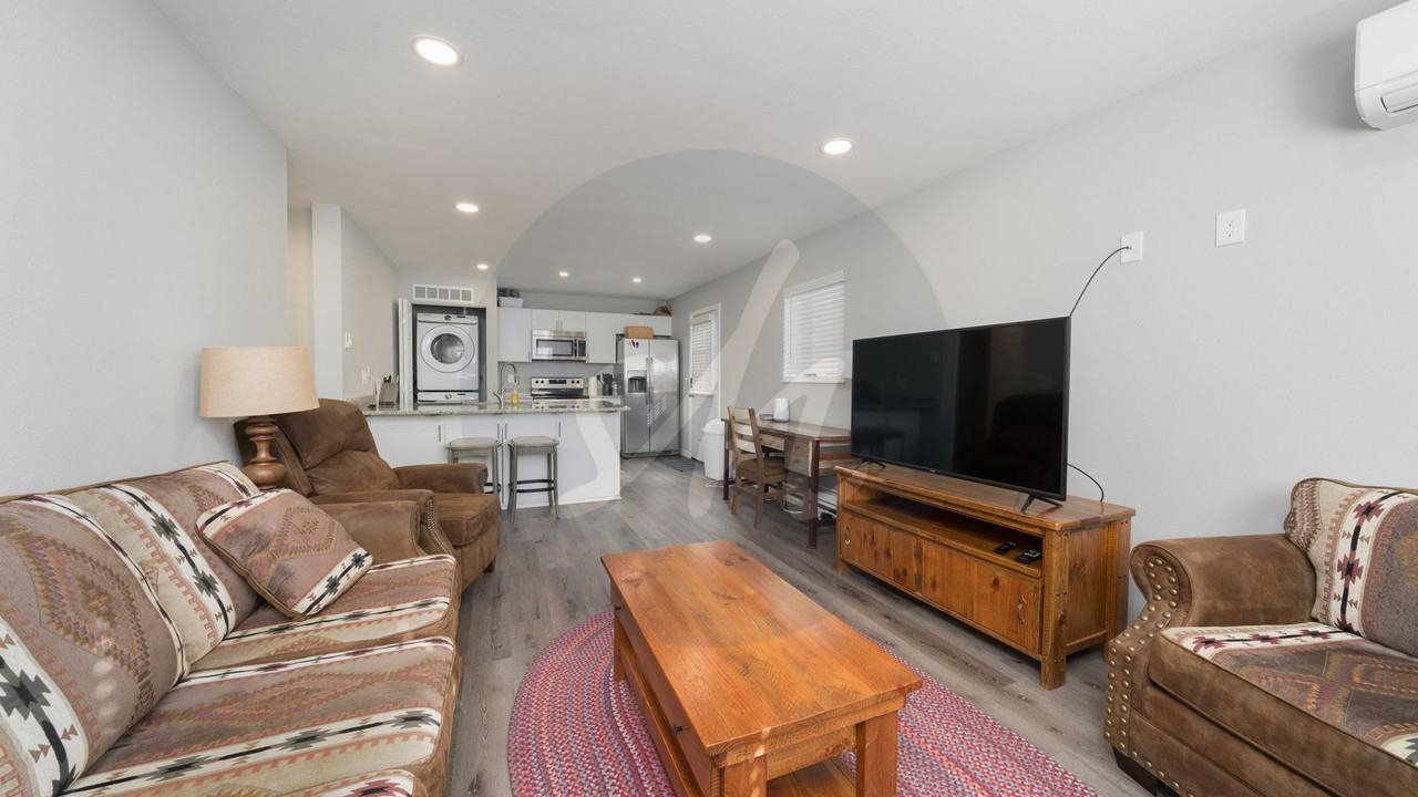 726 E Costilla St - Photo 6 of 12