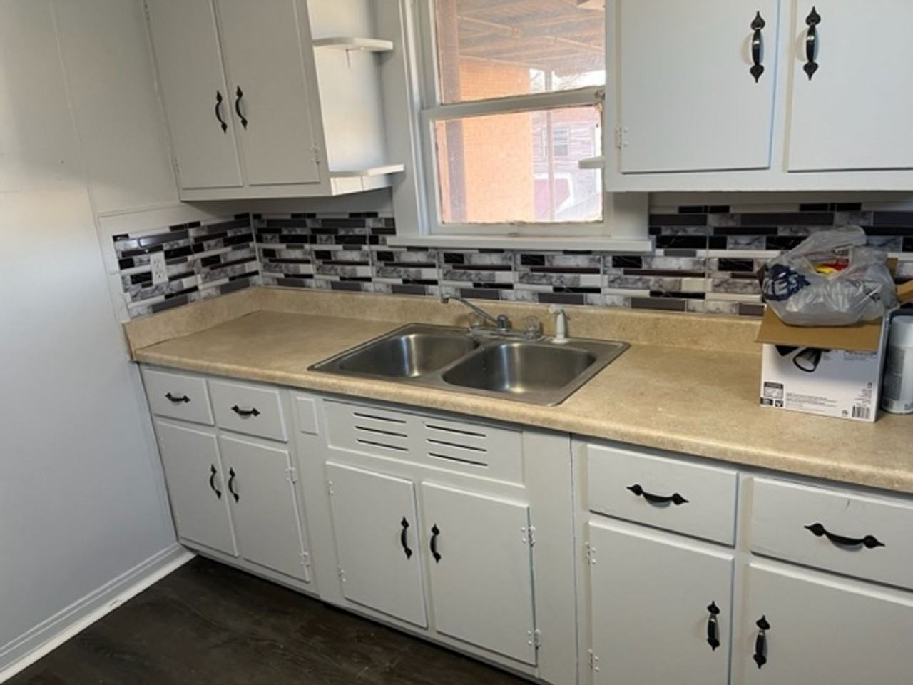 107 N Alabama St - Photo 2 of 21