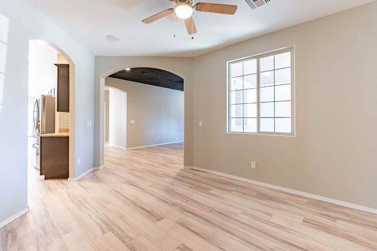 329 S 172nd Dr - Photo 7 of 44