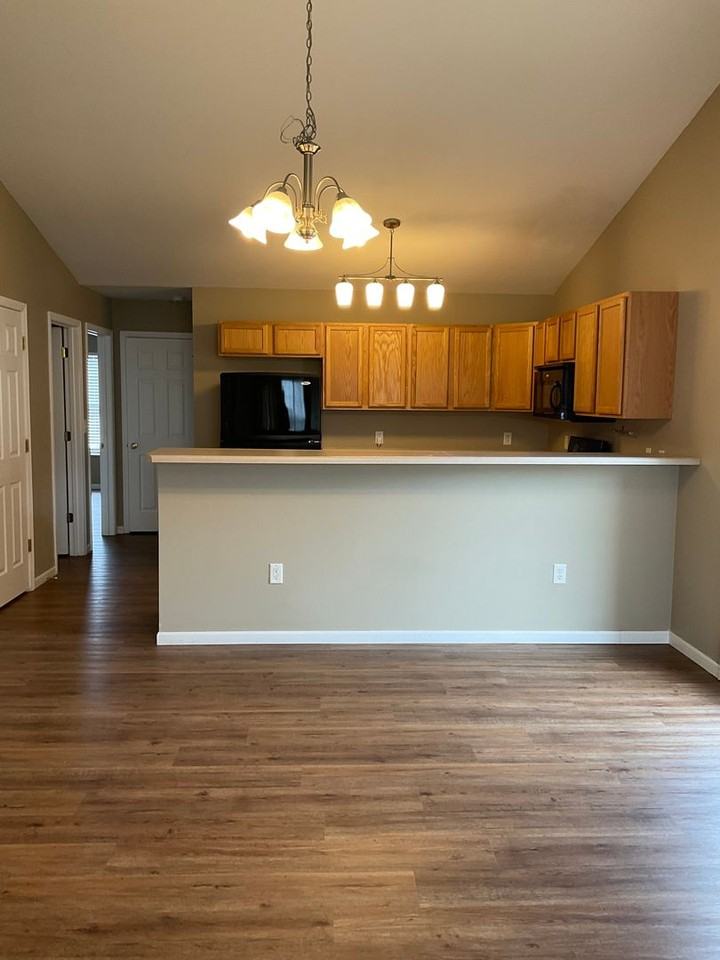 10974 Kentfield Dr - Photo 4 of 19